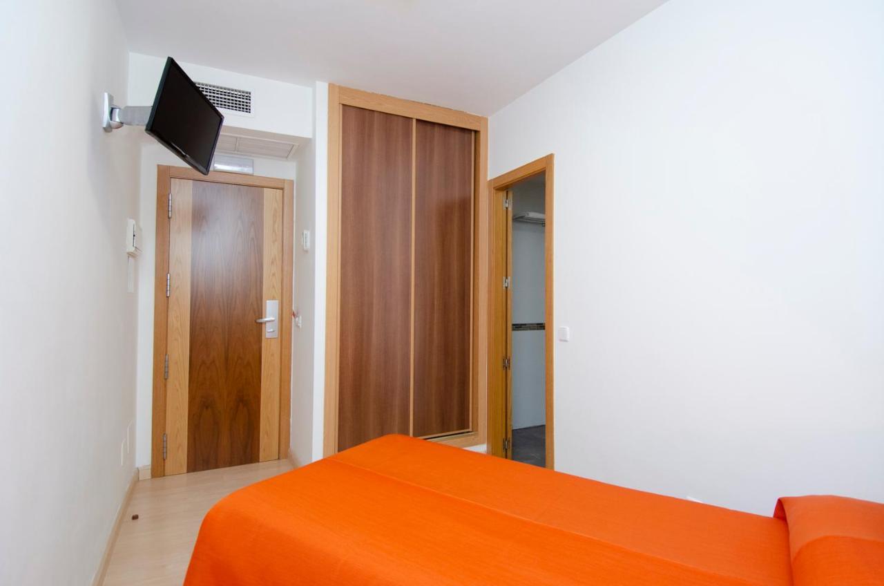 Hostal Granado Мадрид Экстерьер фото