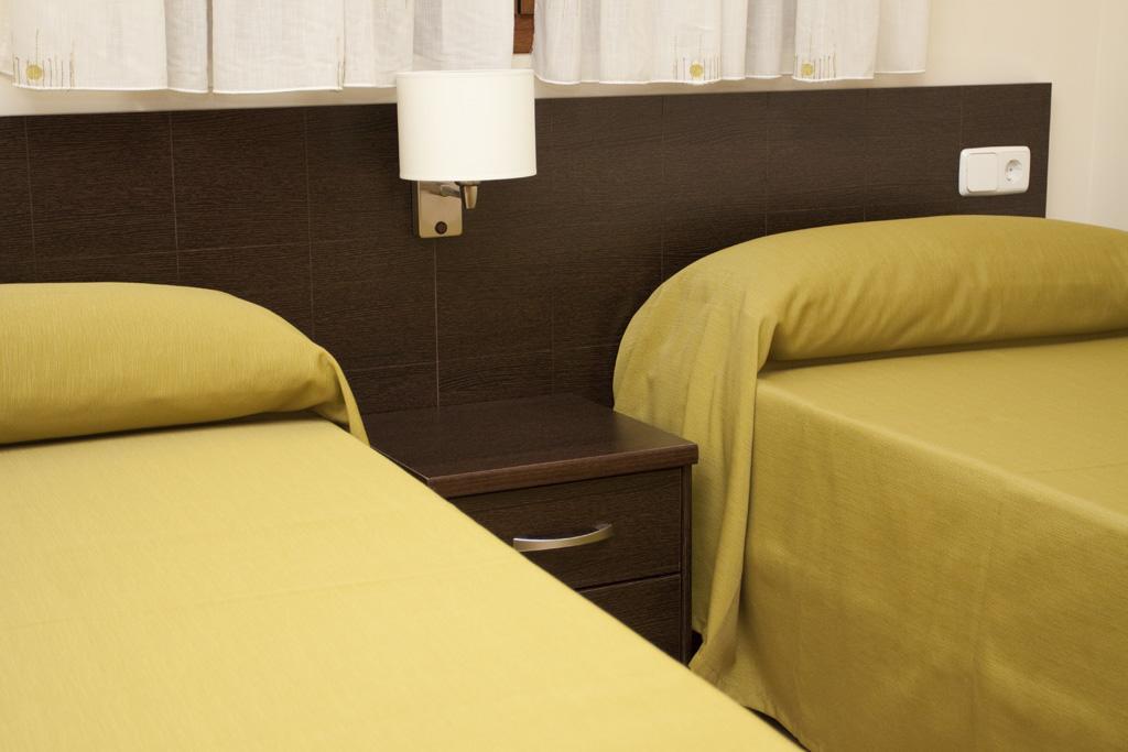 Hostal Granado Мадрид Экстерьер фото