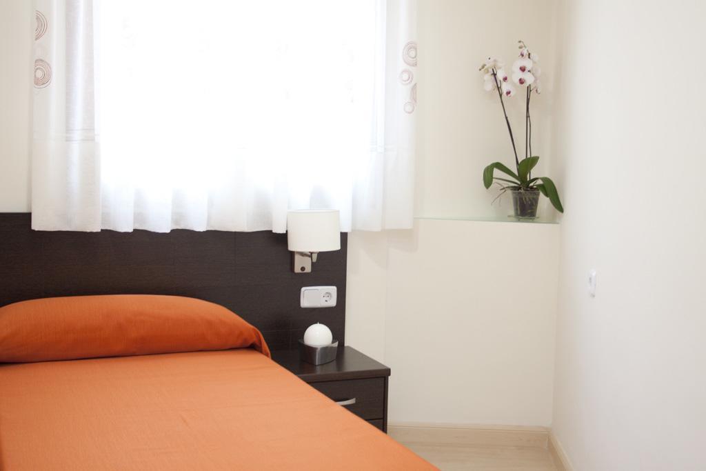 Hostal Granado Мадрид Экстерьер фото