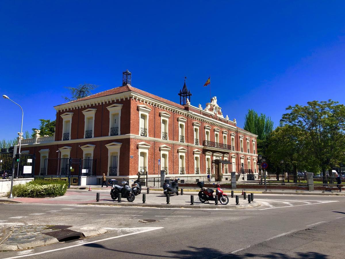 Hostal Granado Мадрид Экстерьер фото